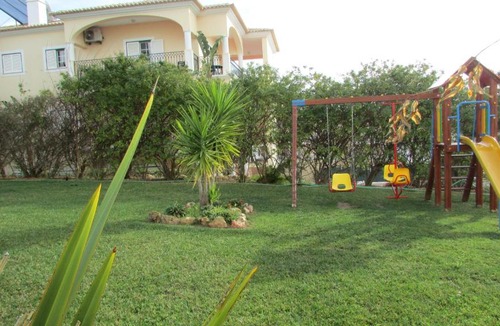 Olhos D'Agua Apartment | Vista das Ondas T2 with Pool Ténis Court