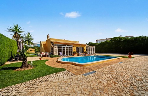 Porto de Mos House | Vivenda Romana - By Staywise