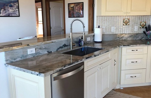Kamuela Cottage | Waimea/Kawaihae dry side with breathtaking ocean view and sunset.