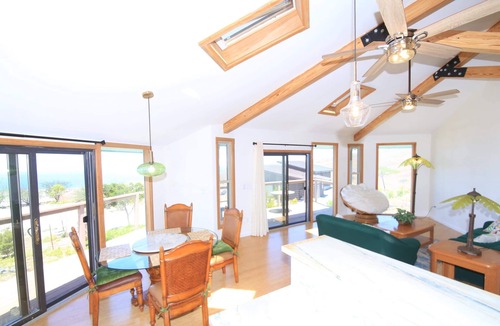 Kamuela Cottage | Waimea/Kawaihae dry side with breathtaking ocean view and sunset.