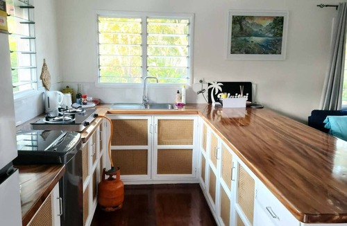 Savusavu House | Waitui House is a newly renovated house located at Devodara Beach, Savusavu