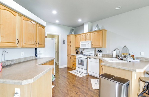 Needles House | Walk to Colorado River: Needles Gem w/Pool Access