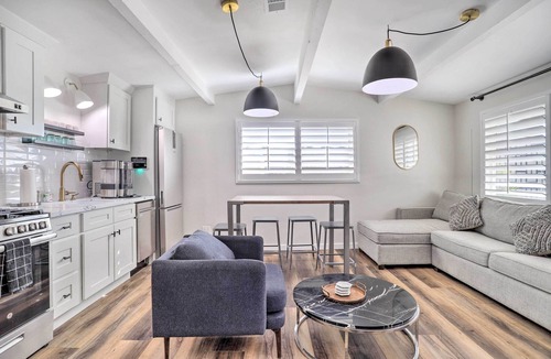 Palm Desert Cottage | Walk to Downtown Palm Desert: Home w/Pool Access
