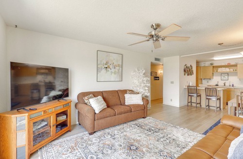 Lake Havasu City Condo | Walk to Dwtn Spots! Lake Havasu Extended Stay