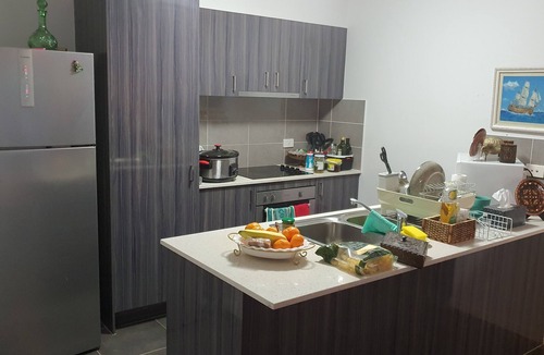 Upper Coomera House | Walk to shops and restaurants, with theme parks at your doorstep!