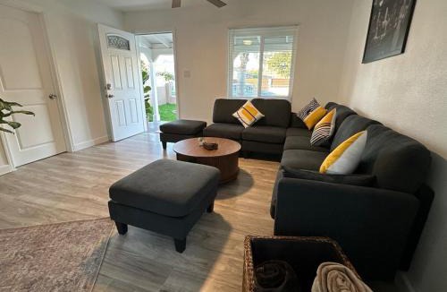 Lennox House | Walkable to SoFi, Intuit Dome, Kia Forum World Cup