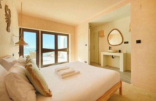 Torres Vedras Hostel | Wander Surf House