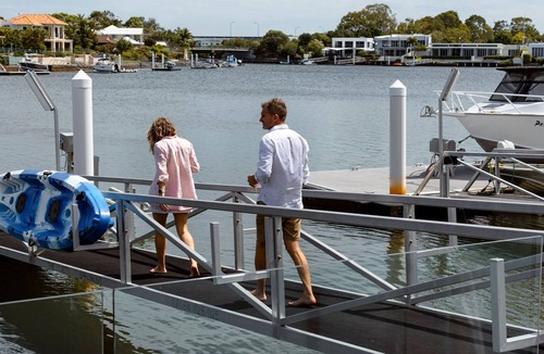Pelican Waters House | Waterfront Luxury Living - Pelican Waters Paradise