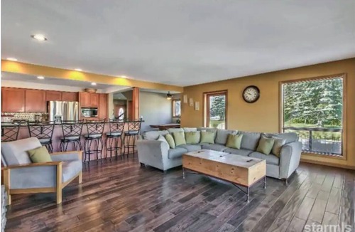 Tahoe Keys House | Waterfront South Lake Tahoe Home with Private Dock Hr013393