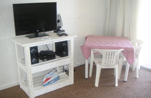 Aston Bay Apartment | Waterside Living DB03