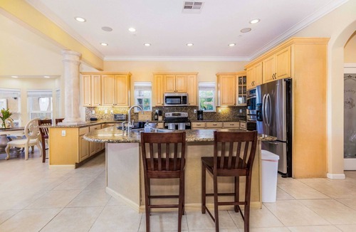 Livermore House | Wedding & Event-Friendly | Group Estate with Pool