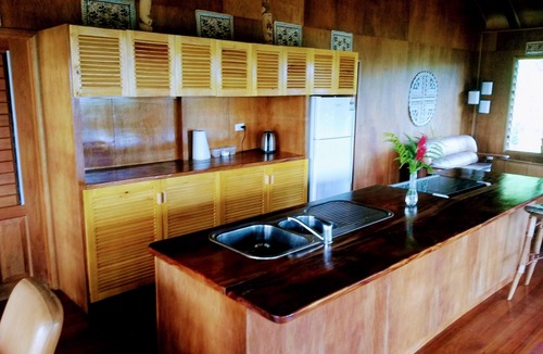 Savusavu House | Welcome to the Breakers at Maravu lagoon.