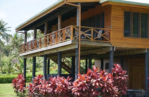 Savusavu House | Welcome to the Breakers at Maravu lagoon.
