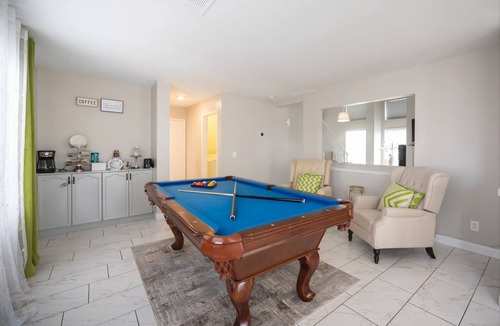 North Las Vegas House | Welcome to your chic escape North Las Vegas perfect for relaxation and adventure