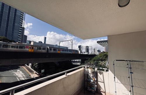 Brisbane Central Business District House | Welcoming cozy room for female only