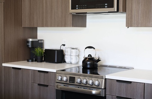 West Vancouver House | West Van Luxury Retreat 2BR 2BA Oceanview
