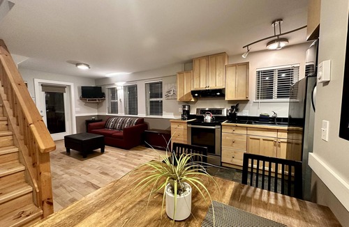 Ucluelet House | West Wind Cottage