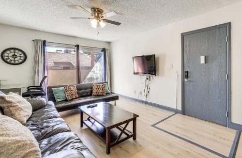 Paradise House | WFH-Friendly Las Vegas Condo: 2 Mi to Strip!