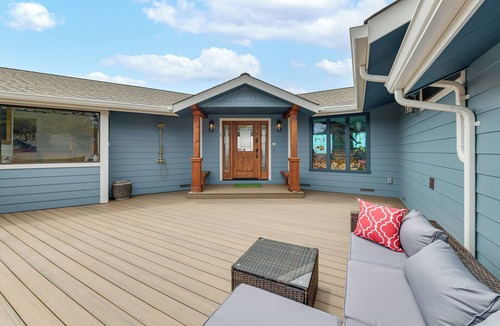 Caspar House | Whale Watch + Stargaze: Luxe Oceanfront Escape!