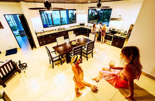 Ballena House | WHALES TAIL View Exotic Designer House 13 acre PRIVACY, Birding w 50 MILE VIEW