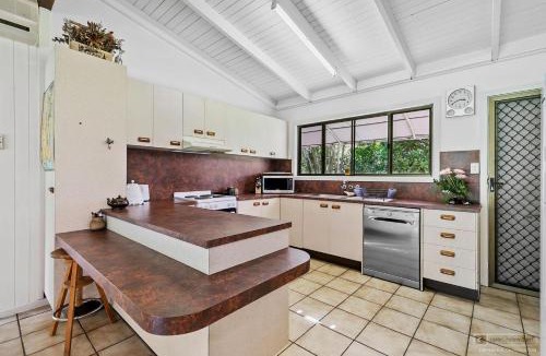 White Patch House | White Patch On The Water!