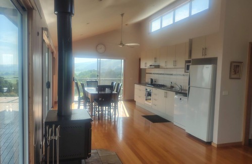 Toora House | Whole House in Toora on 2 ha. elevated with incredible views to Wilsons Prom