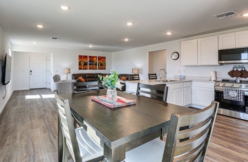 Wickenburg House | Wickenburg Golf Getaway w/Patio & Yard!