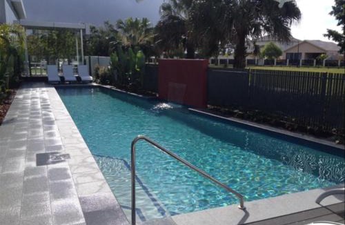 Biggera Waters Apartment | Windsurfer Resort