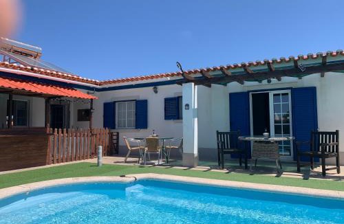 Aljezur House | Windy's Guest House