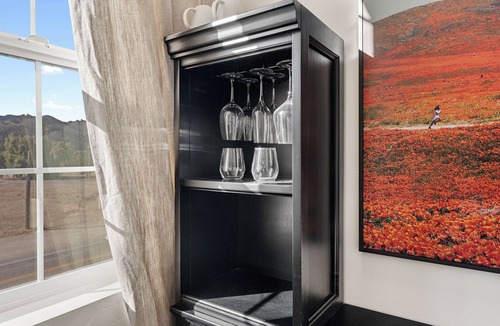 Los Alamos Apartment | Wine Country Getaway - Cozy Private Apartment 206