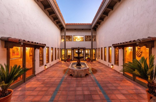 Santa Ynez House | Wineries with views in Santa Ynez