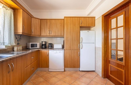 Murta House | Wonderful private villa for 6 guests with private pool, A/C, WIFI, TV and terrace