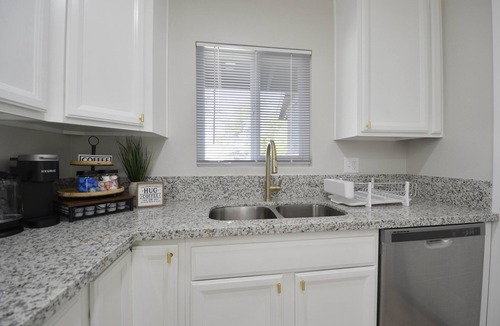 Los Banos House | Wonderful 3 Bedroom 2 bath with lots of parking