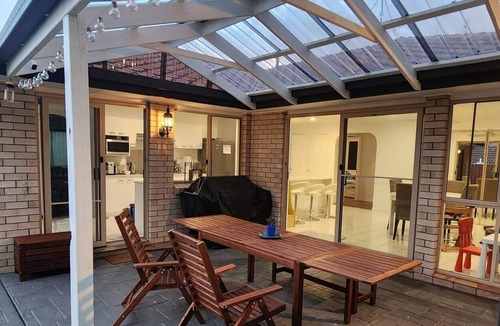 Molendinar House | Wonderful family home on the Gold Coast.