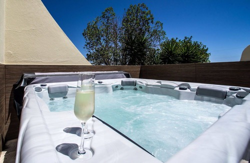 Sargacal House | Wonderful private villa for 4 people with WIFI, A/C, pool, TV and terrace