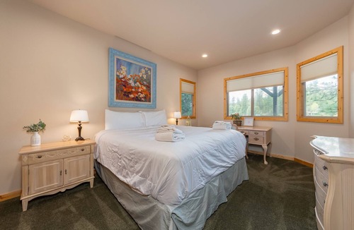Forest Meadows House | Woodland Retreat *30+ days only*