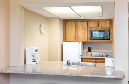 Cathedral City Resort | WorldMark Palm Springs Plaza & Spa Resort