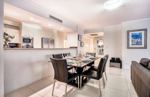 Main Beach Apartment | Xanadu Main Beach Resort