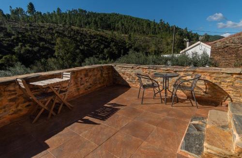 Martim Branco House | Xisto Sentido