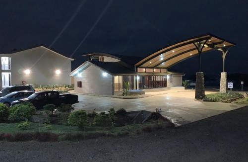 Cuvu Hotel | Yadua Bay Resort & Villas