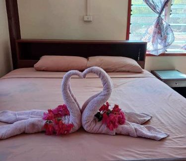 Naviti Island Hotel | Yawekata Eco Still BlueWater Resort