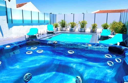 Sao Juliao Villa | Year-round Private Pool + Jacuzzi Romantic Villa Setúbal - 25min Lisbon