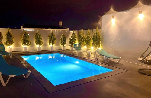 Sao Juliao Villa | Year-round Private Pool + Jacuzzi Romantic Villa Setúbal - 25min Lisbon