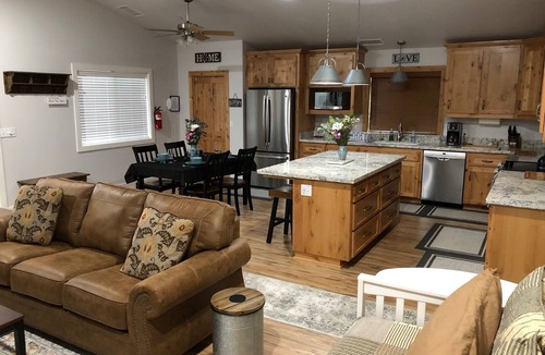 Midpines House | Yosemite Lilac~Private~Quiet~Star Gazing~Non-smokers/vapers~No animals