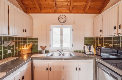 Baiona Cottage | Your exclusive retreat in the heart of nature! Country house, swimming pool, 10 bedrooms.