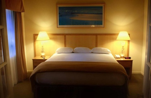 Avila Beach Resort | Your Home Away From Home! 2 Relaxing Units with Kitchen, Pool, Free Parking