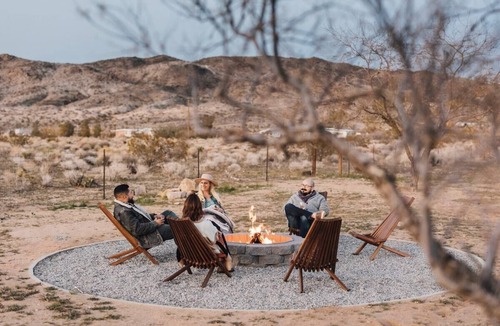 Landers House | Your Private Desert Playground Awaits