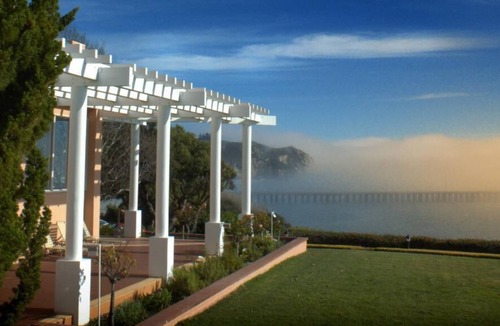 Avila Beach Resort | Your Relaxing Getaway Awaits! Full Kitchen, Onsite Pool, Free Parking