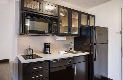 Santa Clara Hotel | Your Silicon Valley Home Base! Winchester Mystery House - 3.7 miles away!