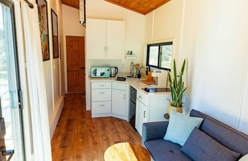 Yucaipa House | Yucaipa Regional Park the Stargazing Tiny Home